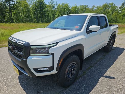 New 2026 Nissan Frontier PRO-4X w/ Pro-4x Convenience Package AWD/4WD image 1