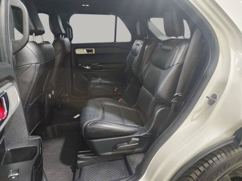 Used 2021 Ford Explorer ST w/ Equipment Group 401A AWD/4WD image 23