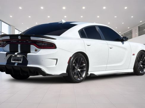 Used 2023 Dodge Charger Scat Pack w/ Plus Group RWD image 4