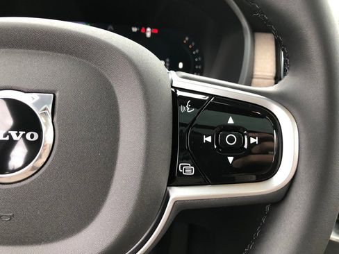 New 2026 Volvo XC90 B5 Plus image 21