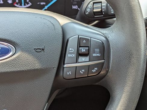 Used 2020 Ford Escape SE image 25