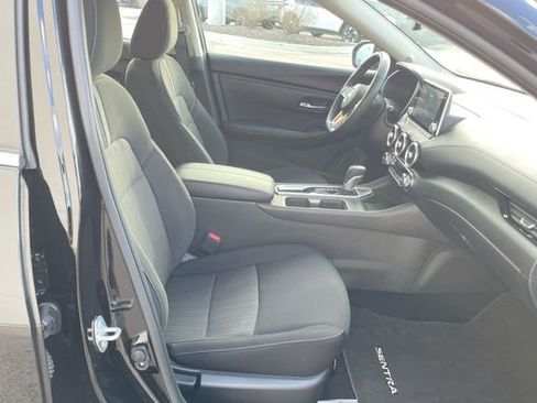 Used 2025 Nissan Sentra SV w/ All-Weather Package image 15