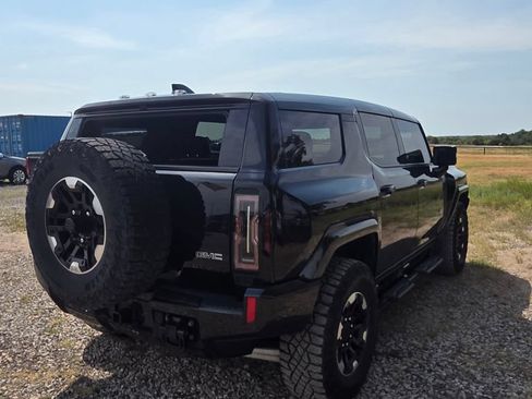 Used 2024 GMC Hummer EV 2X w/ Extreme Off-Road Package AWD/4WD image 3