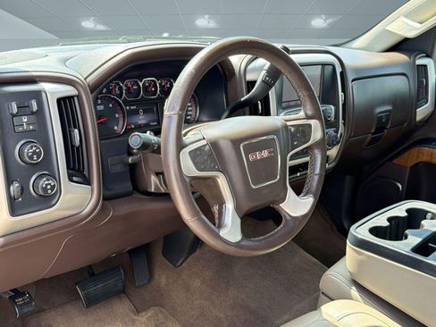 Used 2015 GMC Sierra 1500 SLT w/ SLT Preferred Package image 4