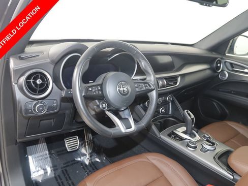 Used 2024 Alfa Romeo Stelvio Ti AWD/4WD image 29