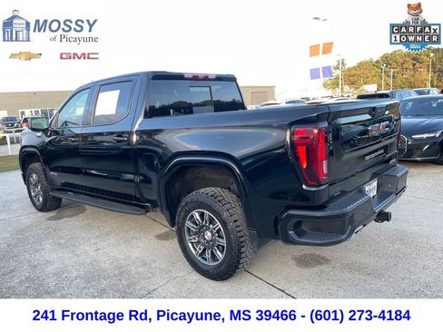 Used 2024 GMC Sierra 1500 AT4 w/ Technology Package image 3