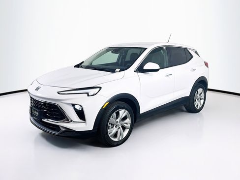 Used 2025 Buick Encore GX Preferred FWD image 3