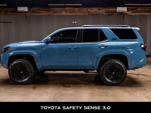 Used 2025 Toyota 4Runner TRD Sport Premium image 6