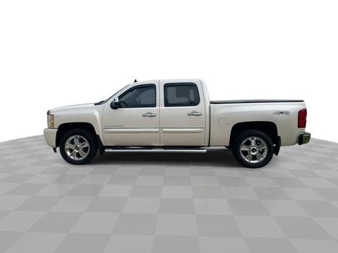 Used 2013 Chevrolet Silverado 1500 LTZ w/ LTZ White Diamond Edition image 6