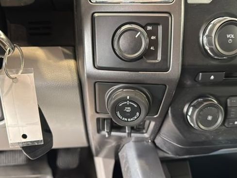 Used 2018 Ford F150 XLT w/ Equipment Group 302A Luxury AWD/4WD image 14