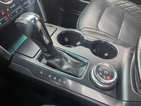 Used 2018 Ford Explorer Platinum AWD/4WD image 30