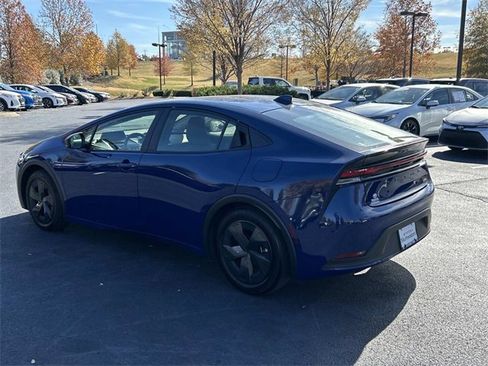 Used 2024 Toyota Prius LE image 6