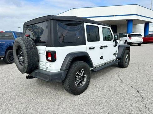 Used 2019 Jeep Wrangler Unlimited Sport S AWD/4WD image 6