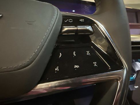 New 2025 Cadillac Escalade IQ Luxury 2 image 19