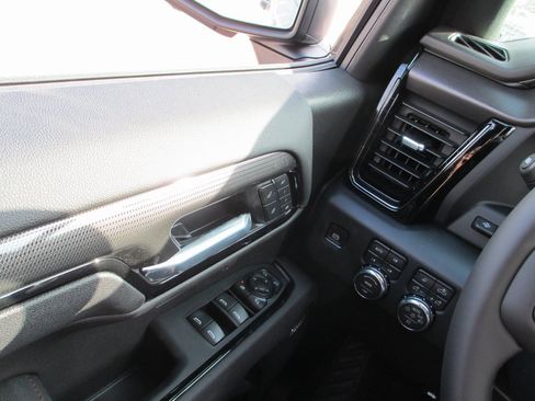 New 2026 GMC Sierra 1500 AT4 w/ AT4 Premium Package image 16