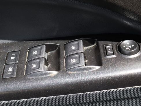 Used 2020 Chevrolet Colorado Z71 AWD/4WD image 19