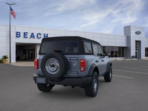 New 2025 Ford Bronco 4-Door image 8