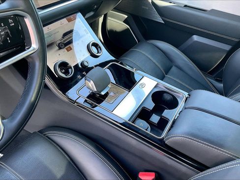 Used 2021 Land Rover Range Rover Velar R-Dynamic HSE AWD/4WD image 16