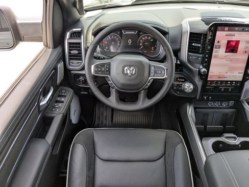 Used 2026 RAM 1500 Laramie AWD/4WD image 18