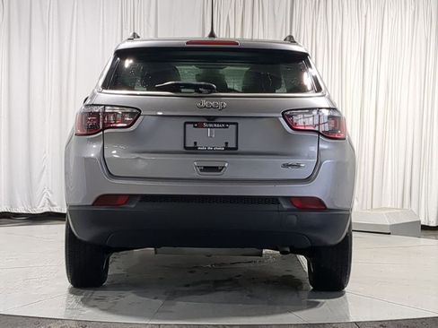 Used 2019 Jeep Compass Latitude image 16