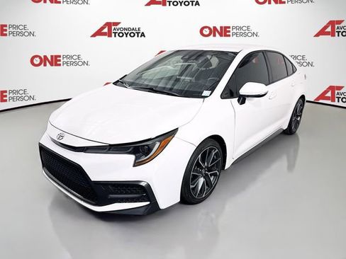 Certified 2021 Toyota Corolla SE FWD image 3