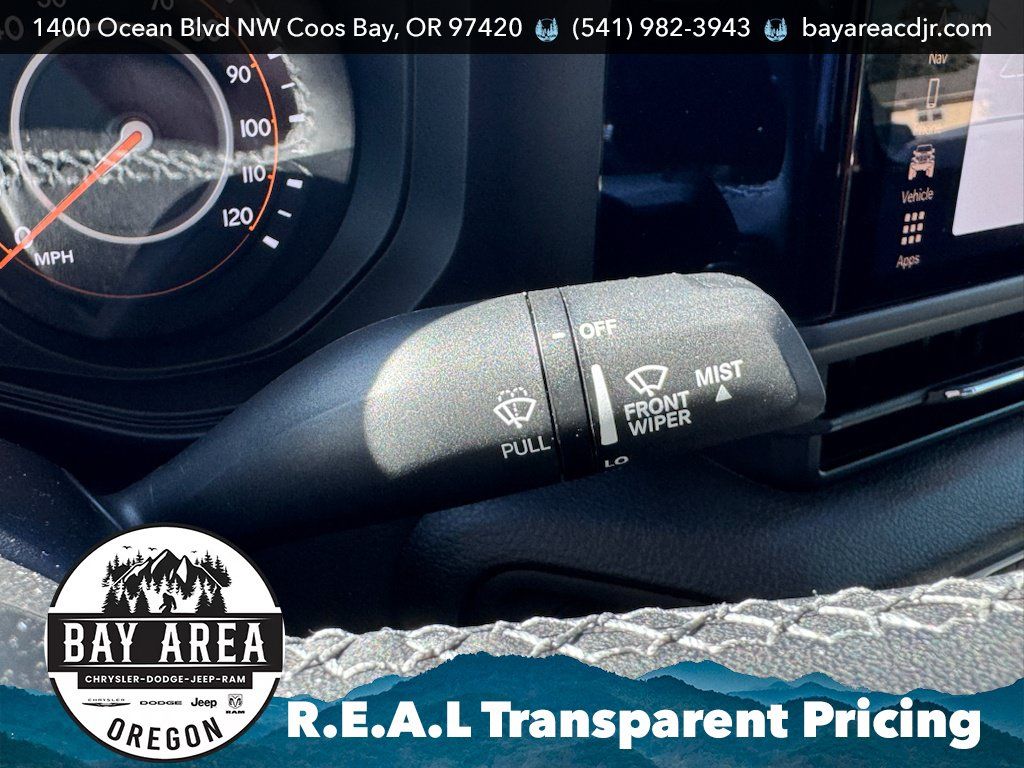 Used 2025 Jeep Gladiator Sport AWD/4WD image 21