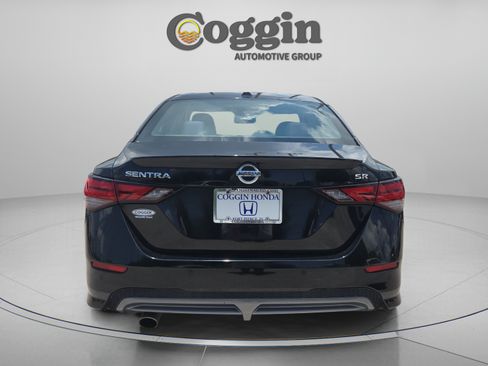 Used 2020 Nissan Sentra SR w/ Electronics Package FWD image 4