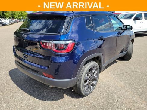 Used 2021 Jeep Compass Latitude AWD/4WD image 3