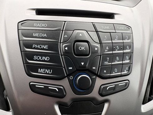 Used 2019 Ford Transit 150 XLT image 23