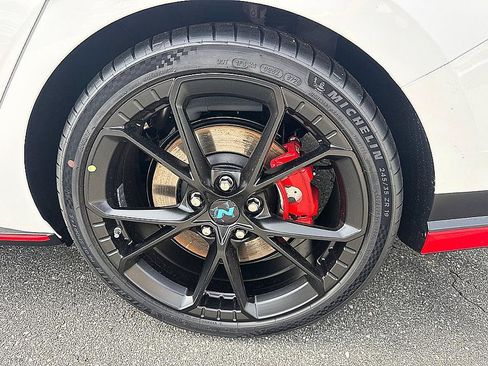 New 2026 Hyundai Elantra N FWD image 5
