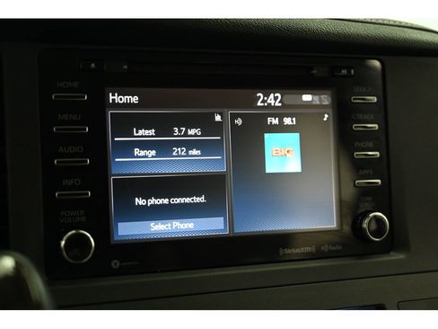 Used 2018 Toyota Sienna XLE image 43