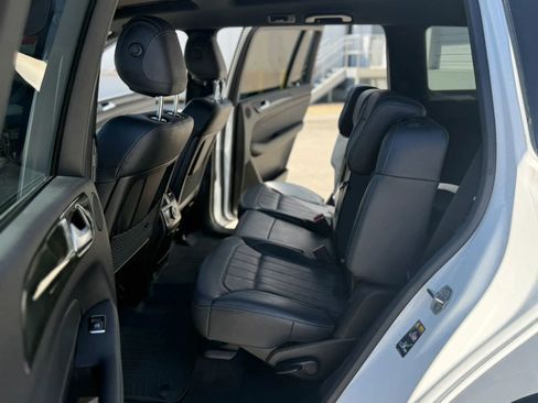 Used 2018 Mercedes-Benz GLS 450 GLS 450 4MATIC Sport Utility 4 image 23