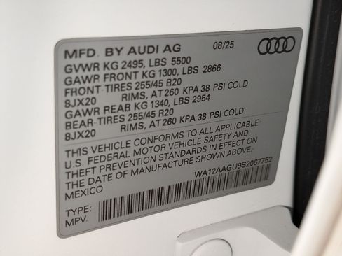 Used 2025 Audi Q5 Premium Plus w/ Premium Plus AWD/4WD image 27