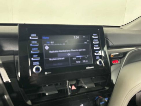 Used 2024 Toyota Camry SE image 26