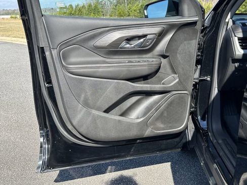 Used 2020 GMC Terrain SLT FWD image 11