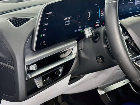 Used 2024 Cadillac Lyriq Luxury RWD image 12