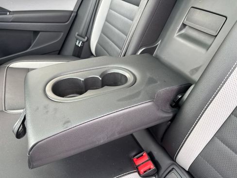 Certified 2023 Volkswagen Taos SEL AWD/4WD image 14