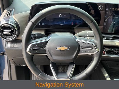 Used 2025 Chevrolet Equinox LT w/ Convenience Package II FWD image 12