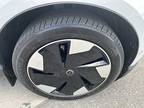 Certified 2025 Volvo EX30 Ultra image 7