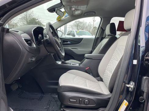 Used 2020 Chevrolet Equinox LT image 4