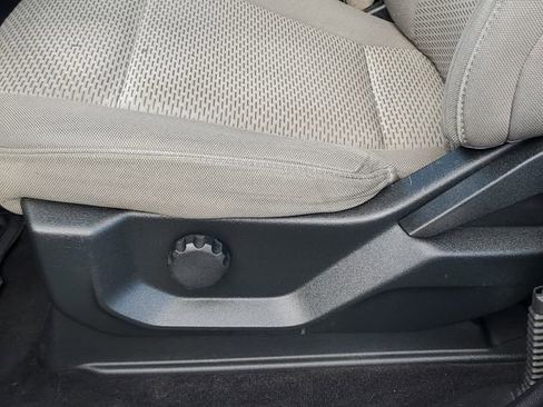 Used 2018 Ford F150 XLT AWD/4WD image 23