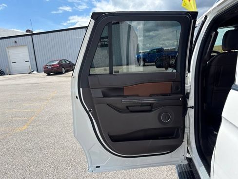 Used 2022 Ford Expedition Max King Ranch AWD/4WD image 25