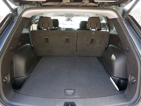 Used 2020 Chevrolet Blazer LT FWD image 10