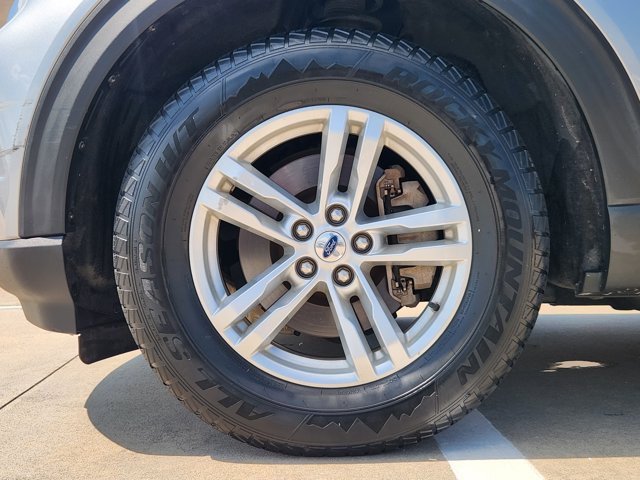 Used 2022 Ford Explorer XLT RWD image 10