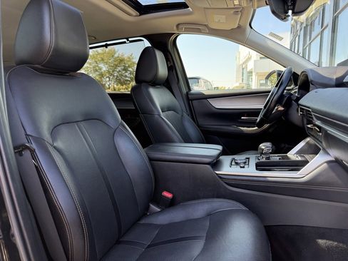 Used 2024 MAZDA CX-90 3.3 Turbo w/ Preferred Package image 32