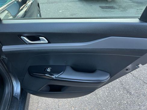 Used 2021 Kia K5 LXS image 26