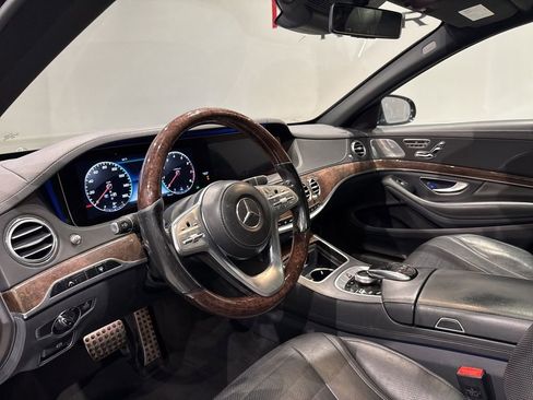 Used 2018 Mercedes-Benz S 560 4MATIC Sedan w/ AMG Line Exterior image 11