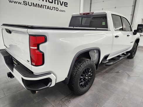 Used 2024 Chevrolet Silverado 2500 LT w/ Z71 Sport Edition image 4