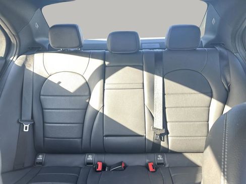 Used 2021 Mercedes-Benz C 300 Sedan image 11