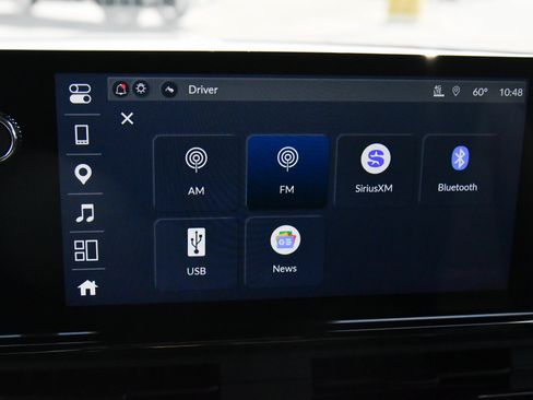 Used 2024 Honda Prologue EX image 24